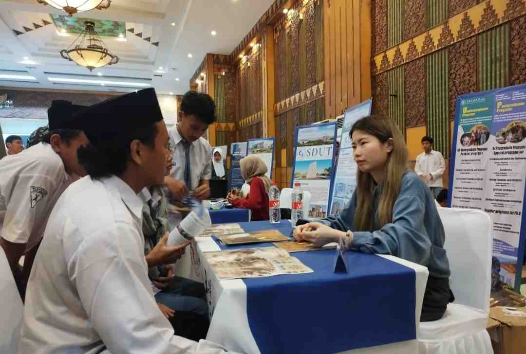 Ribuan Siswa Padati MAJT Semarang, LP Ma’arif NU Jateng Buka Akses Beasiswa dan Karier Global ke China