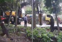 Proses perbaikan Jalan Raya Trangkil-Unnes yang mengalami kerusakan akibat amblesnya tanah badan jalan karena masuk dalam jalur patahan / dok. istimewa

