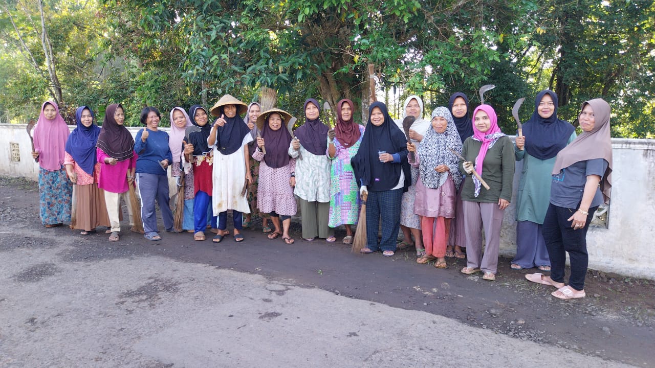 Demi Suksesnya Kampung Pramuka, Ibu-Ibu Turun Ke Jalan Sampai Pingsan