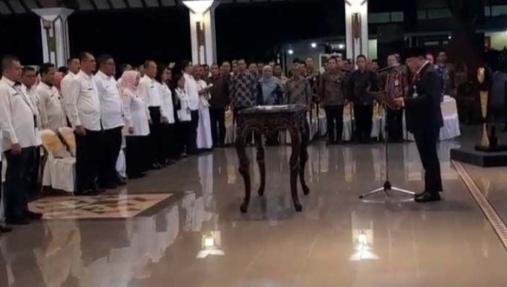 Kok Bupati Pati Sudewo Lantik Pejabat Malam-malam, Ada Apa?