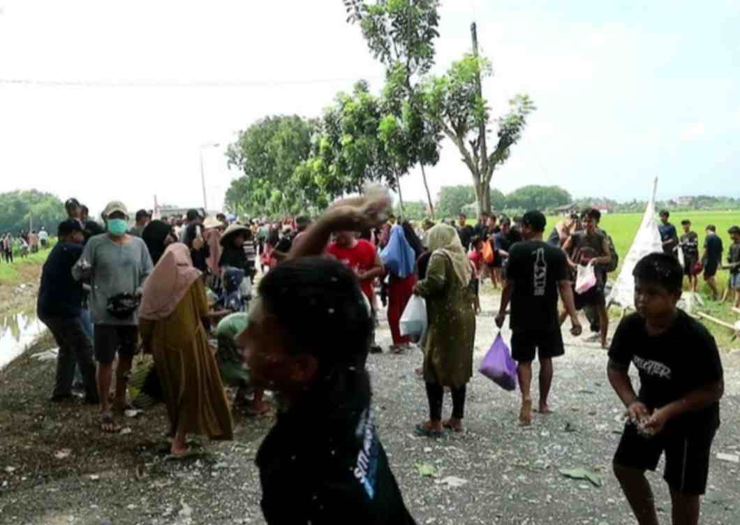 Perang ‘Sego Berkat’ Jadi Tradisi Unik Warga Desa Bogotanjung Kabupaten Pati dalam Perayaan Sedekah Bumi