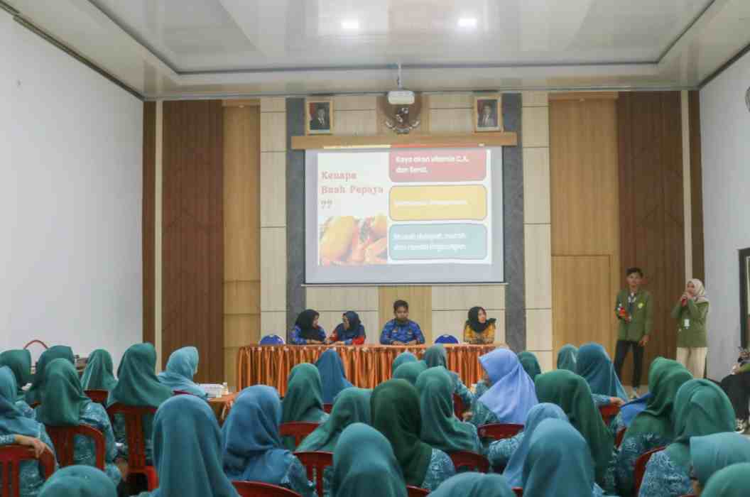 Sukses Bikin Inovasi Pangan dari Buah Pepaya, Mahasiswa Bina Desa UPN “Veteran” Jawa Timur Gelar Sosialisasi di Desa Karangkuten, Mojokerto
