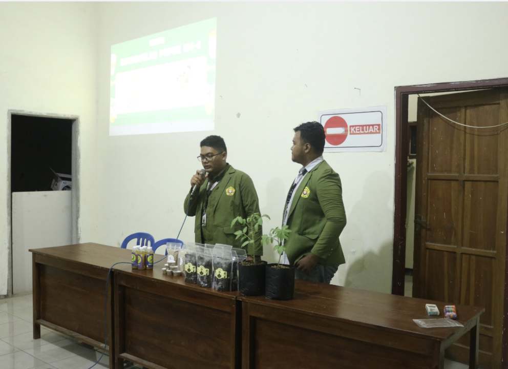 Mahasiswa UPN “Veteran” Jawa Timur Dorong Warga Buat Pupuk Organik dari Limbah Dapur