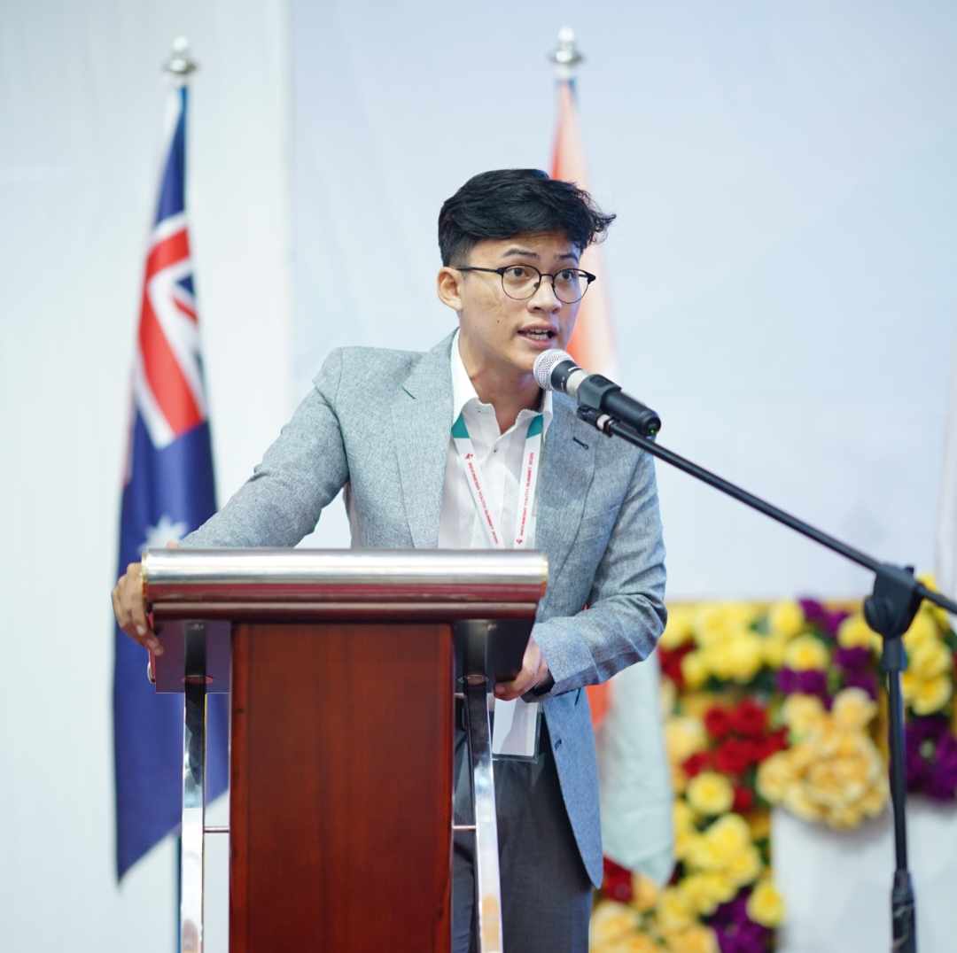 Guncang Panggung Nasional! Fahmi Saeful Bahri dari Bandung Barat Sabet Best Delegate di Indonesia Youth Summit 2025
