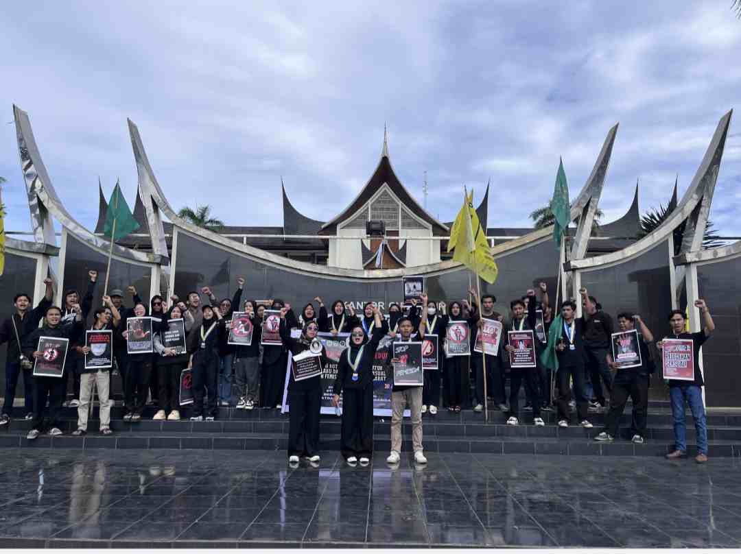 Kopri PMII Kota Padang Gelar Aksi Solidaritas untuk Perempuan, Darurat Femisida di Sumbar!
