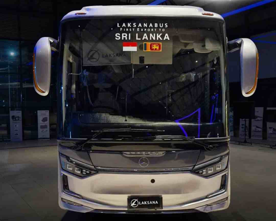 Mantab! Karoseri Laksana Semarang Ekspor Bus Buatannya ke Sri Lanka