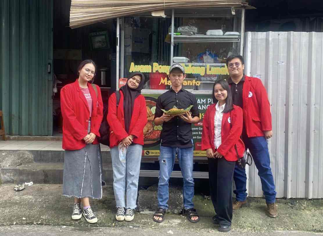 Ayam Penyet Mas Yanto: 19 Tahun Cita Rasa Keluarga, Kini Semakin Eksis Berkat Sentuhan Mahasiswa Universitas Mercu Buana