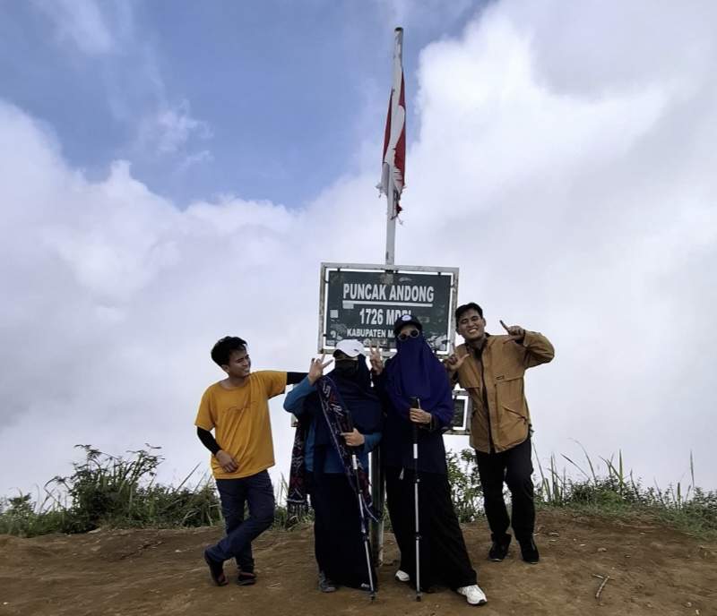 Di Puncak Andong: Ketika Langit dan Rindu Bertemu di Ketinggian 1.726 Mdpl