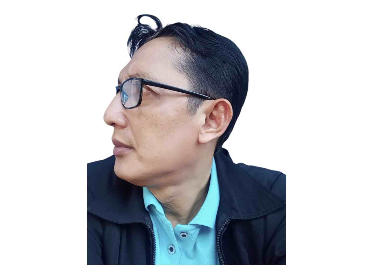 Ali Achmadi, praktisi pendidikan dan pemerhati masalah sosial, tinggal di Pati, Jawa Tengah