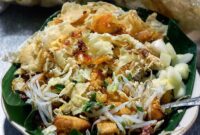 Kuliner khas Semarang, Tahu Gimbal (foto: pinterest) 