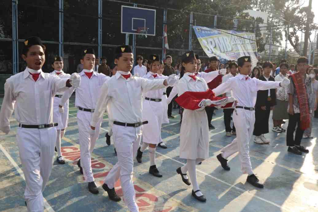 Merdeka Vibes! Vianney Rayakan HUT RI ke-80 dengan Semangat Juang & Outfit Adat Nusantara