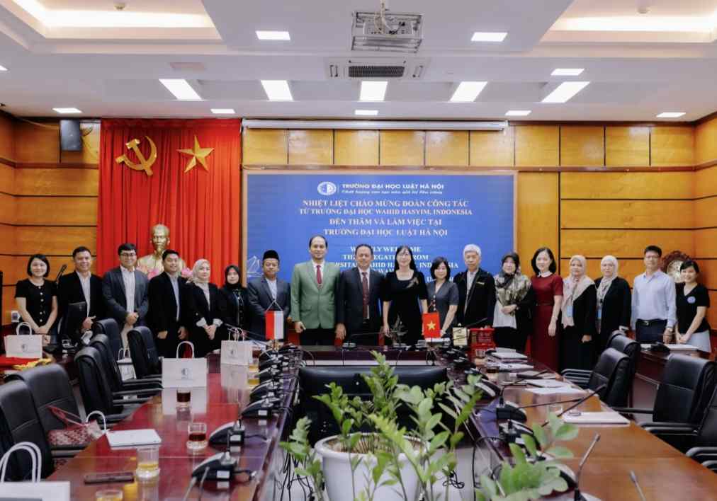 Benchmarking Internasional: FH Unwahas Gaspol Tingkatkan Kurikulum Bareng Hanoi Law University
