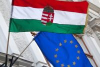 POV: Bendera Hungaria dan Uni Eropa. (Foto: pinterest) 
