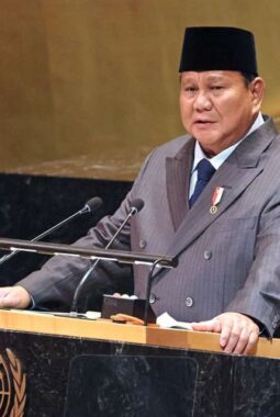 Hasil Survei Puspoll: 64,8% Masyarakat Puas dengan Kinerja Pak Prabowo, Benarkah?