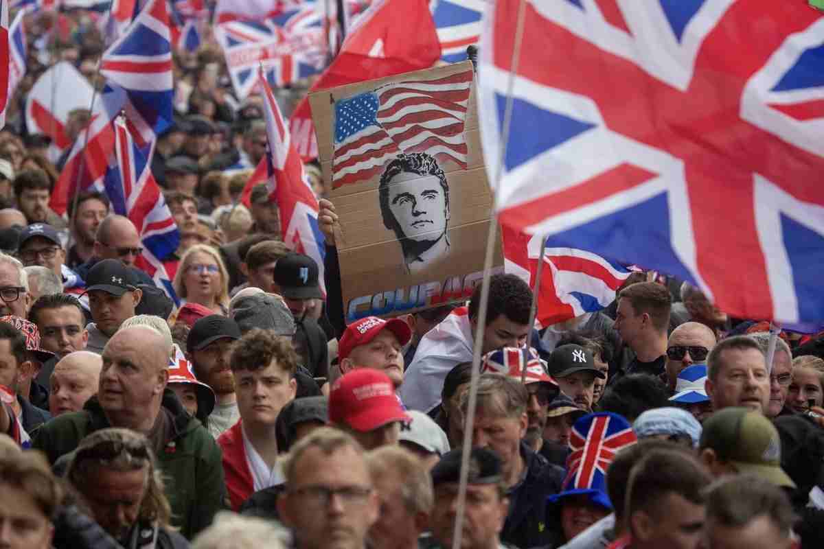 Dibalik Panasnya Aksi Anti-Migrasi Inggris: Ketika Standar Ganda dan Politik Identitas Menguasai Narasi