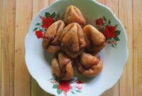 Sepiring kue kontol kejepit. (Foto: Danangtrihartanto/Wikimedia Commons/CC BY-SA 4.0)

