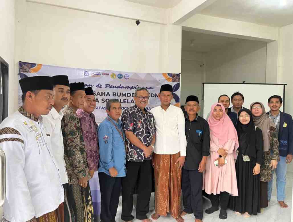 Pelatihan dan Pendampingan Pemberdayaan BUMDesa Sokolelah Melalui Penguatan Manajemen Usaha