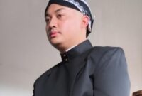 Sang putra mahkota KGPAA Hamangkunegoro Sudibya Rajaputra Narendra Mataram resmi naik takhta dan menyandang gelar Paku Buwono (PB) XIV. (dok istimewa) 
