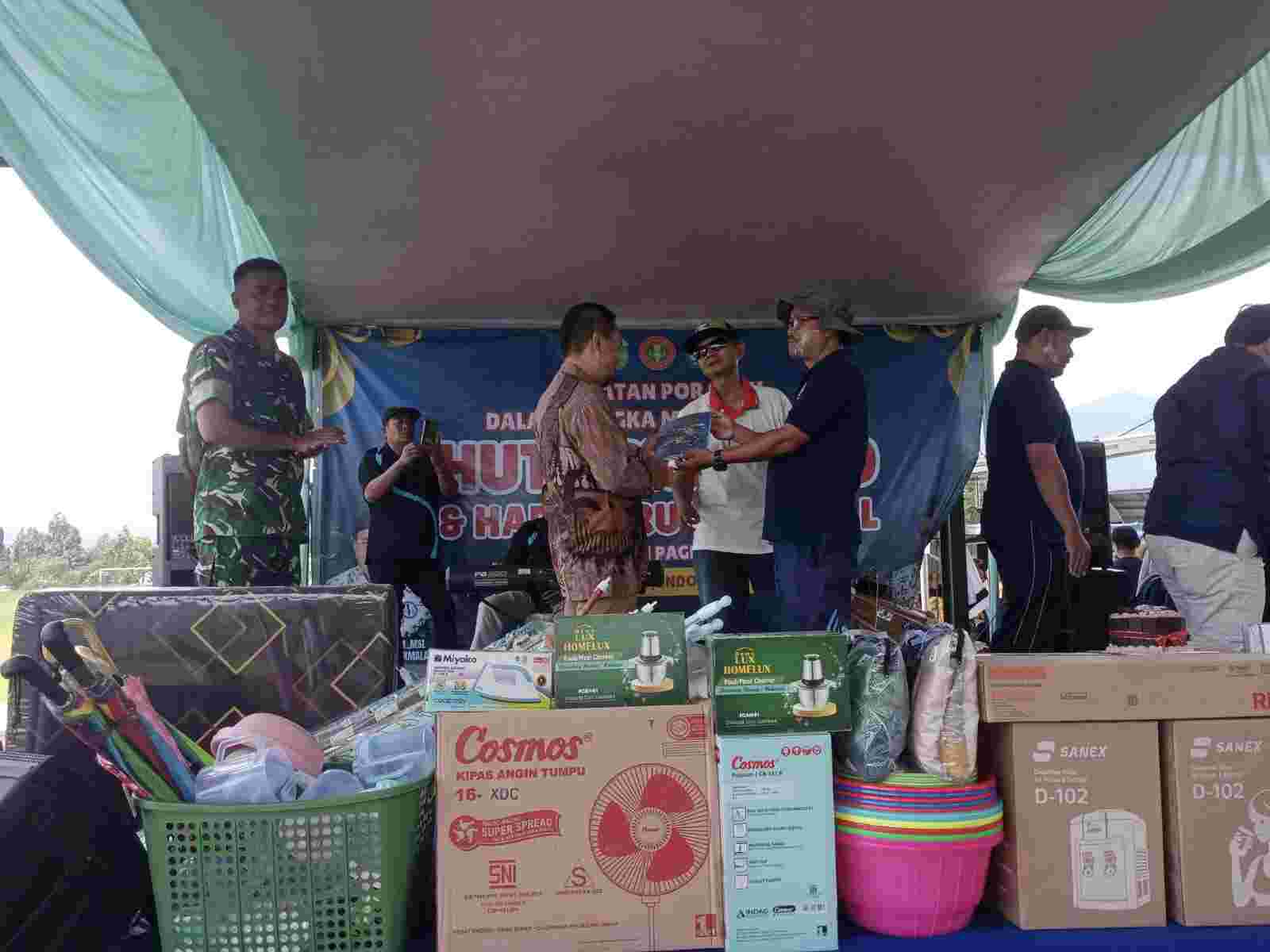 HGN & HUT Ke-80 PGRI di Pagerageung Digelar Meriah, Ribuan Guru Tumpah Ruah Ikuti Lomba dan Jalan Sehat