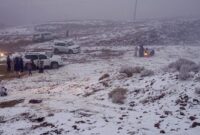 Kawasan Jabal Al-Lawz di Tabuk dilaporkan mengalami hujan salju cukup lebat pada Rabu (17/12/2025)/ gambar: CNN Indonesia

