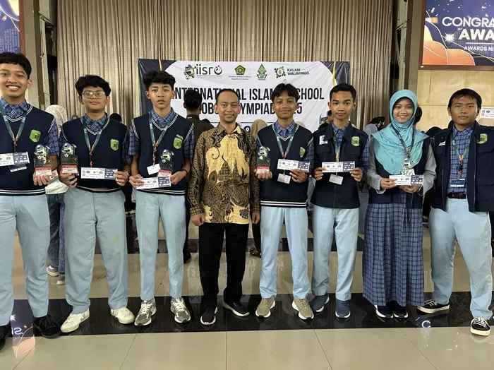 Gila! Tim Robot MAN 2 Kudus Menang Telak di Ajang Dunia, Kompetitor Terpukau