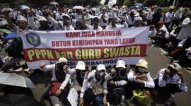 Ilustrasi demo guru di Jakarta. (Tempo/Imam Sukamto) 