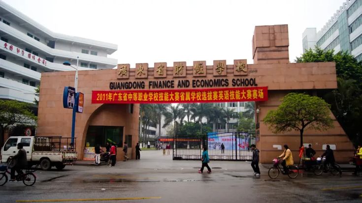 Kampus Jateng Masih Lokal? Begini Cara Naik Level dan Masuk Jejaring Kampus China