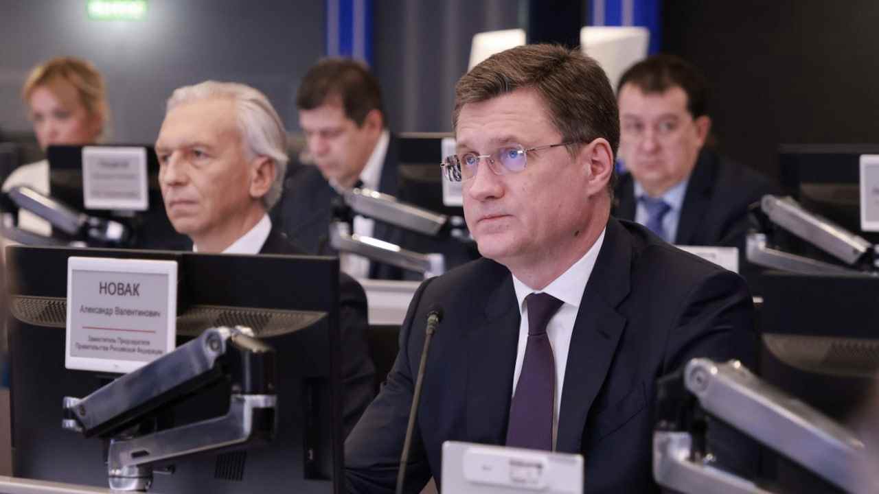 Persaingan LNG Memanas di Asia: Rusia Siap ‘Perang Harga’ Hadapi Amerika di Pasar India dan China