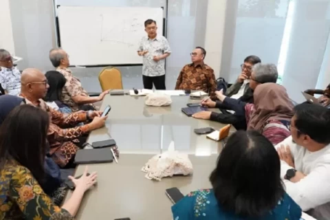 Kenapa Banyak Tokoh Nasional Mendadak “Nongkrong” di Rumah JK? Ada Apa dengan Kepemimpinan Indonesia?