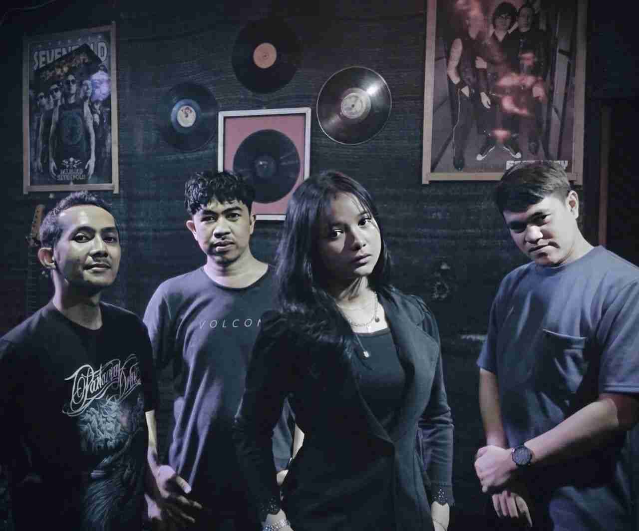 Freeman On Weekend Siap Debut Lewat Single ‘Bangkit Bertahta’