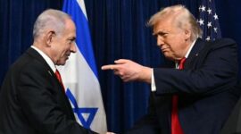 Presiden Amerika Serikat Donald Trump bersama Perdana Menteri Israel Benjamin Netanyahu. (Foto: AFP/ CNN Indonesia) 
