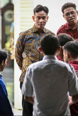 Geger! Ketua BEM FH UBK Ngaku Terima Uang Rp20 Juta dari Wapres Gibran
