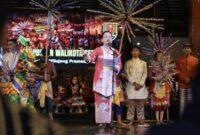Wali Kota Semarang, Agustina Wilujeng saat menghadiri Gelar Seni dan Budaya Kota Semarang bertajuk Harmoni Semarang di Anjungan Jawa Tengah, Taman Mini Indonesia Indah (TMII), Jakarta, Minggu (21/6/2026).
