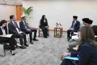 Menlu RI Sugiono dalam pertemuan bilateral dengan Menteri Pembangunan Sosial Palestina Samah Hamad di Manila, Filipina, Rabu (22/7/2026). (Dok. Kemlu RI/ liputan6.com) 