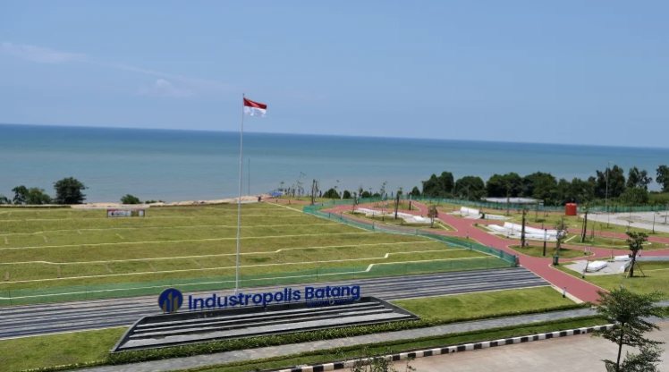 Suasana Industropolis Coastal Rest Area dengan panorama Laut Jawa yang memesona, di KEK Industropolis Batang. (Heri Kisyanto/ rri.co.id) 