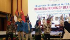 Perform Tari Gambang Kromong, tari Khas Betawi yang melekat dengan lagu Ondel-ondel./ dok suaramuda.net