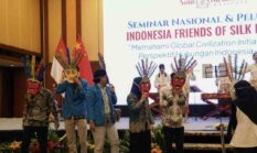 Saat Tari Piring Bertemu Tarian Mandarin, IFSRC Bawa Diplomasi Indonesia–Tiongkok ke Panggung Budaya